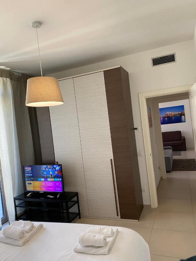 Berga Exclusive Suite 5 Bari Eksteriør bilde