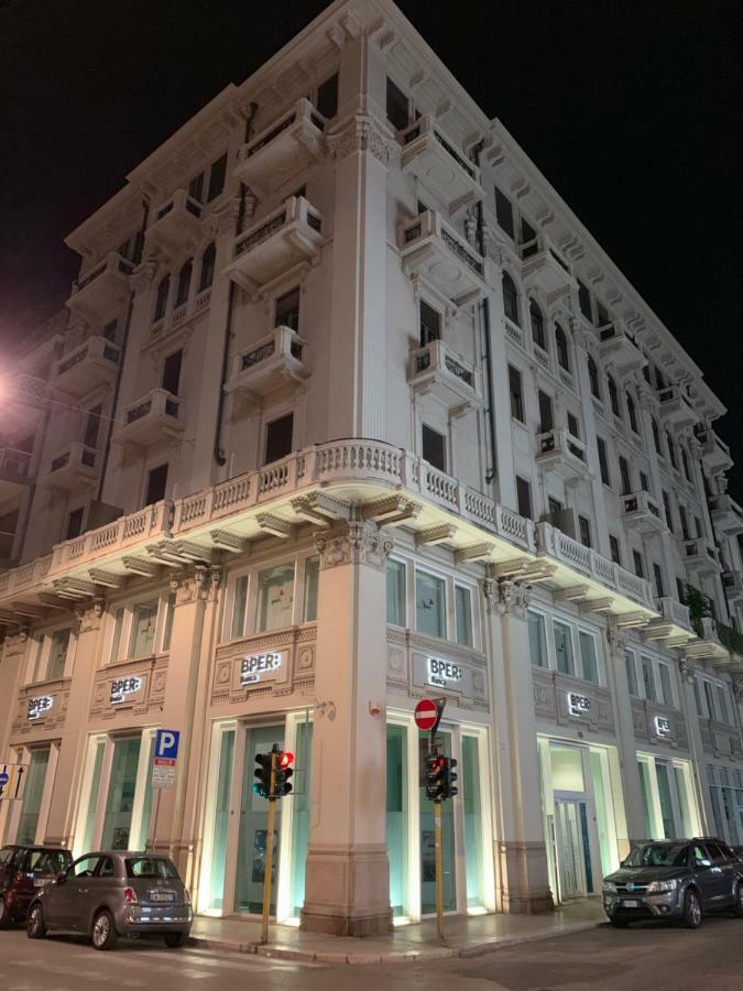 Berga Exclusive Suite 5 Bari Eksteriør bilde
